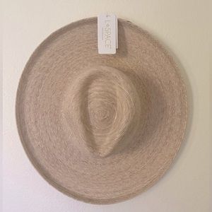 Brand new, Beautiful LSPACE hat